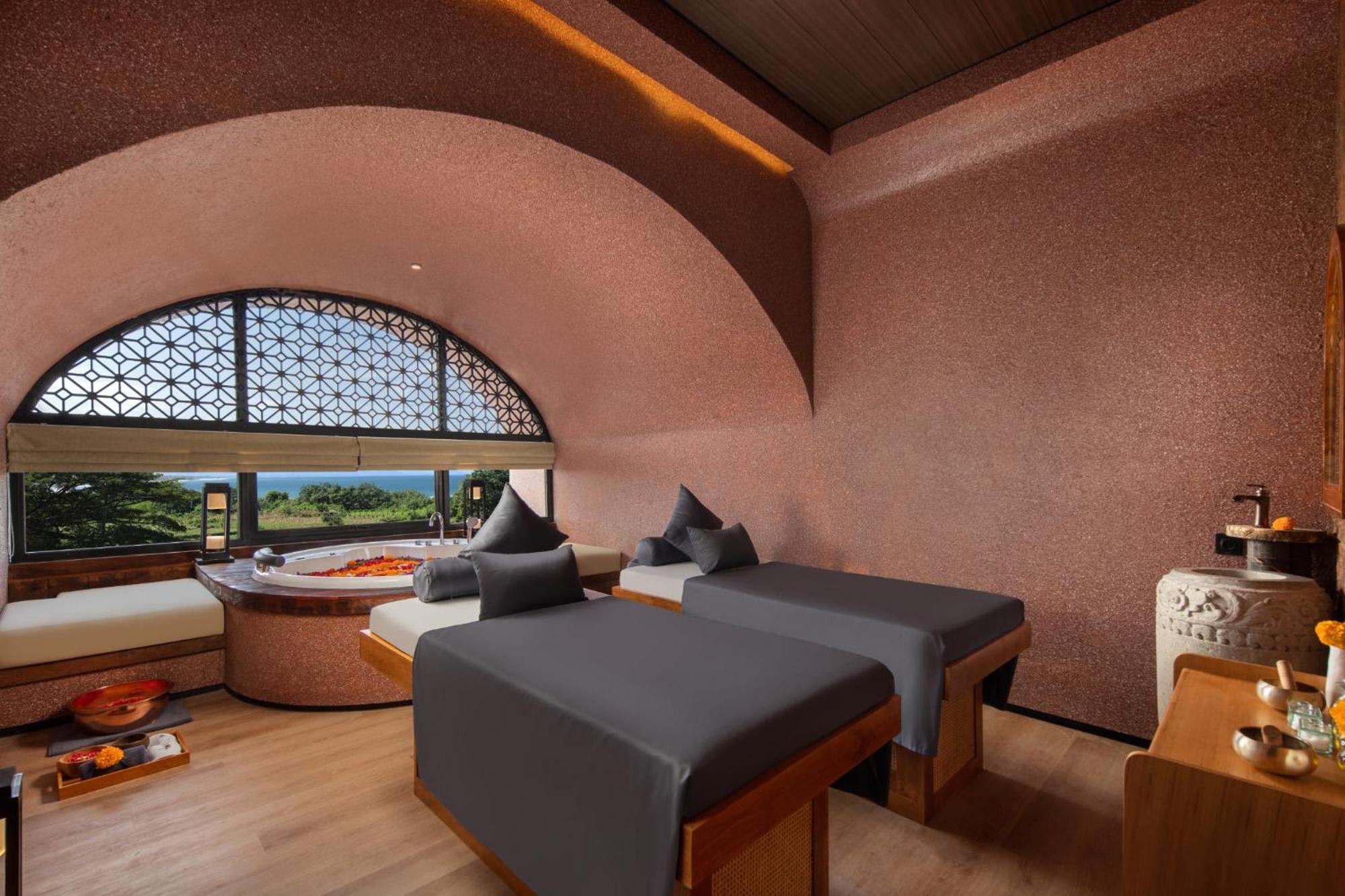Seascape Luxury Resort & Spa Sanur By Ini Vie Hospitality (Adults Only) ภายนอก รูปภาพ