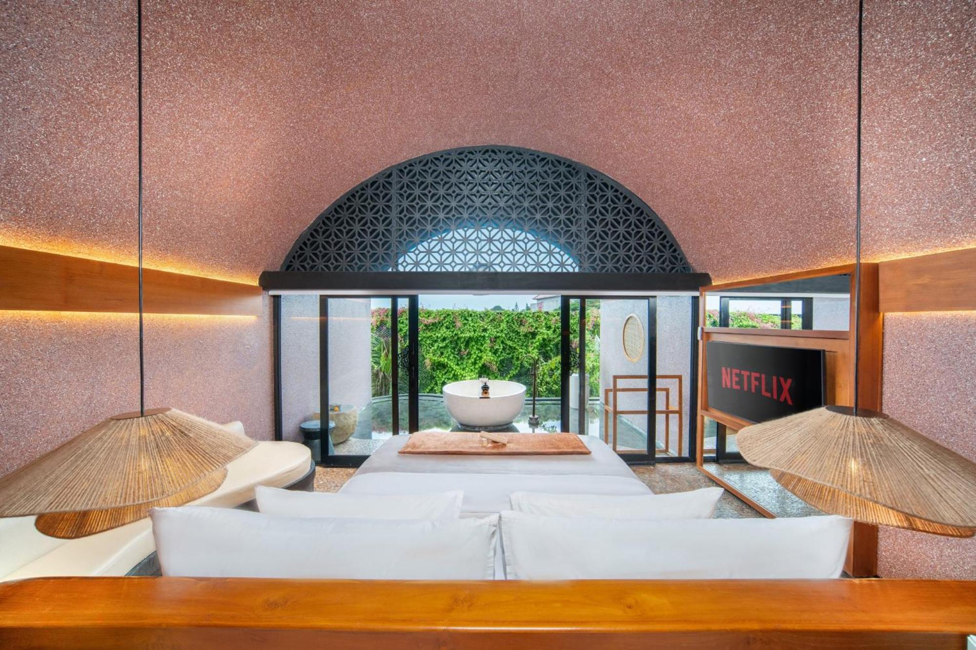 Seascape Luxury Resort & Spa Sanur By Ini Vie Hospitality (Adults Only) ภายนอก รูปภาพ
